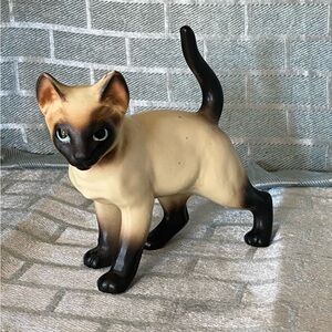Elegant Siamese Cat Figurine - Black and Cream